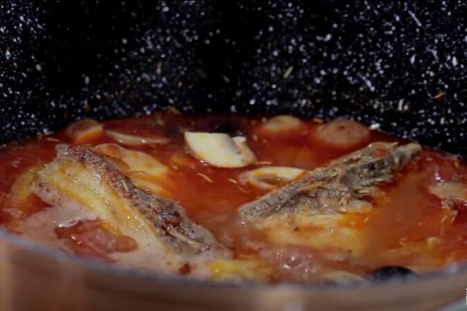 Tocana de pui cu masline